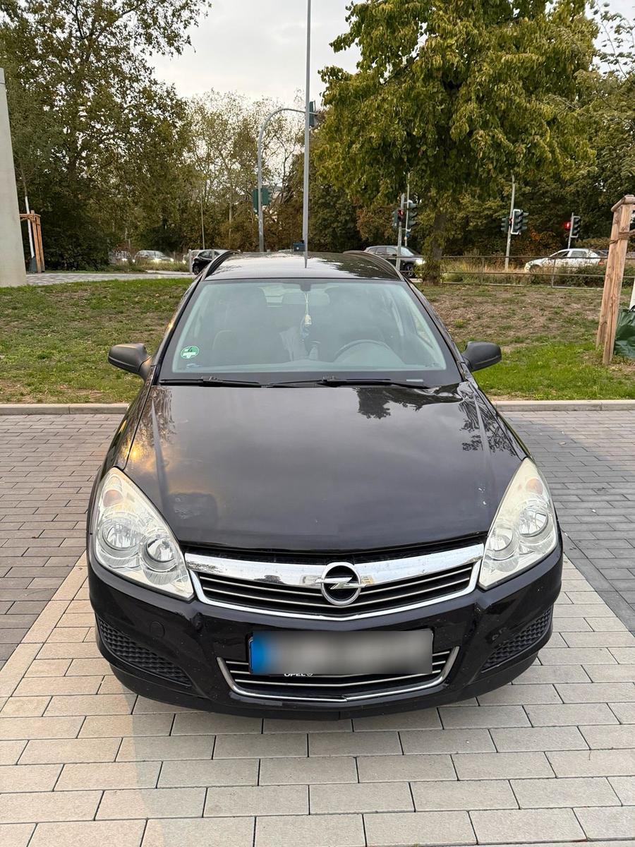 Opel Astra, 2009