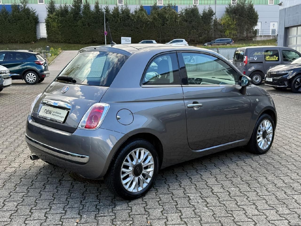 Fahrzeugabbildung Fiat 500 Lounge 1.2