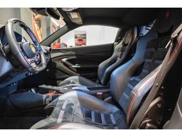 صورة مصغرة 16 لـ 2020 Ferrari F8