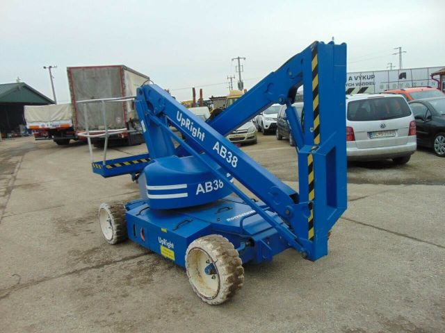 Jiný UPRIGHT AB 38 work plattform vin 065