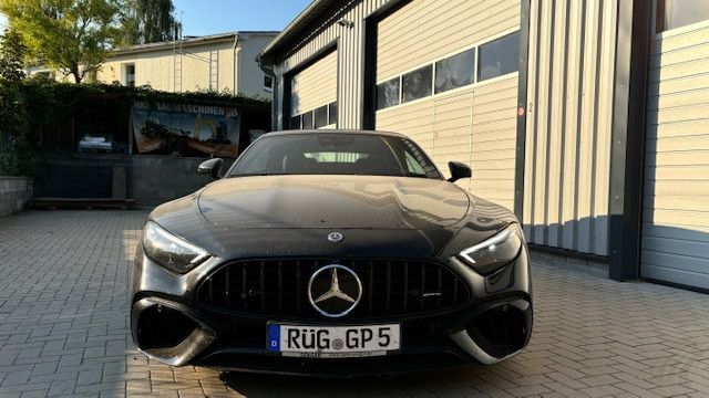 Fahrzeugabbildung Mercedes-Benz SL 63 AMG Roadster 4 Matic +