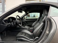 PORSCHE 992 Carrera S Cabrio/ SPORT ABGAS/ LICHT DESIGN PORSCHE 992 Carrera S Cabrio/ SPORT ABGAS/ LICHT DESIGN