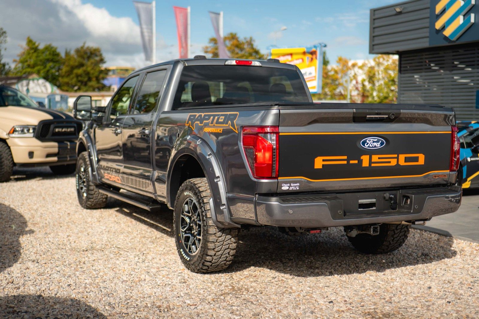 Fahrzeugabbildung Ford F150 5.0L V8 4x4 SuperCrew Longbed RAPTOR 19%
