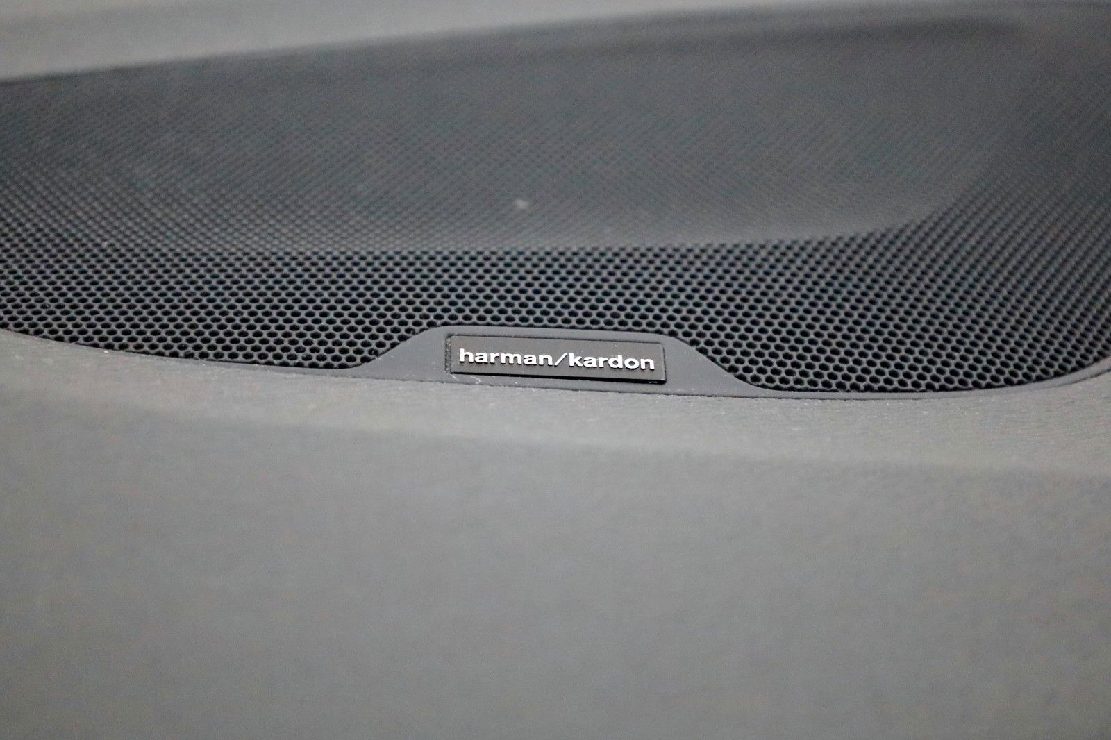 Fahrzeugabbildung Volvo V60 Kombi Business Edition Xenon,Navi,Harman/K,