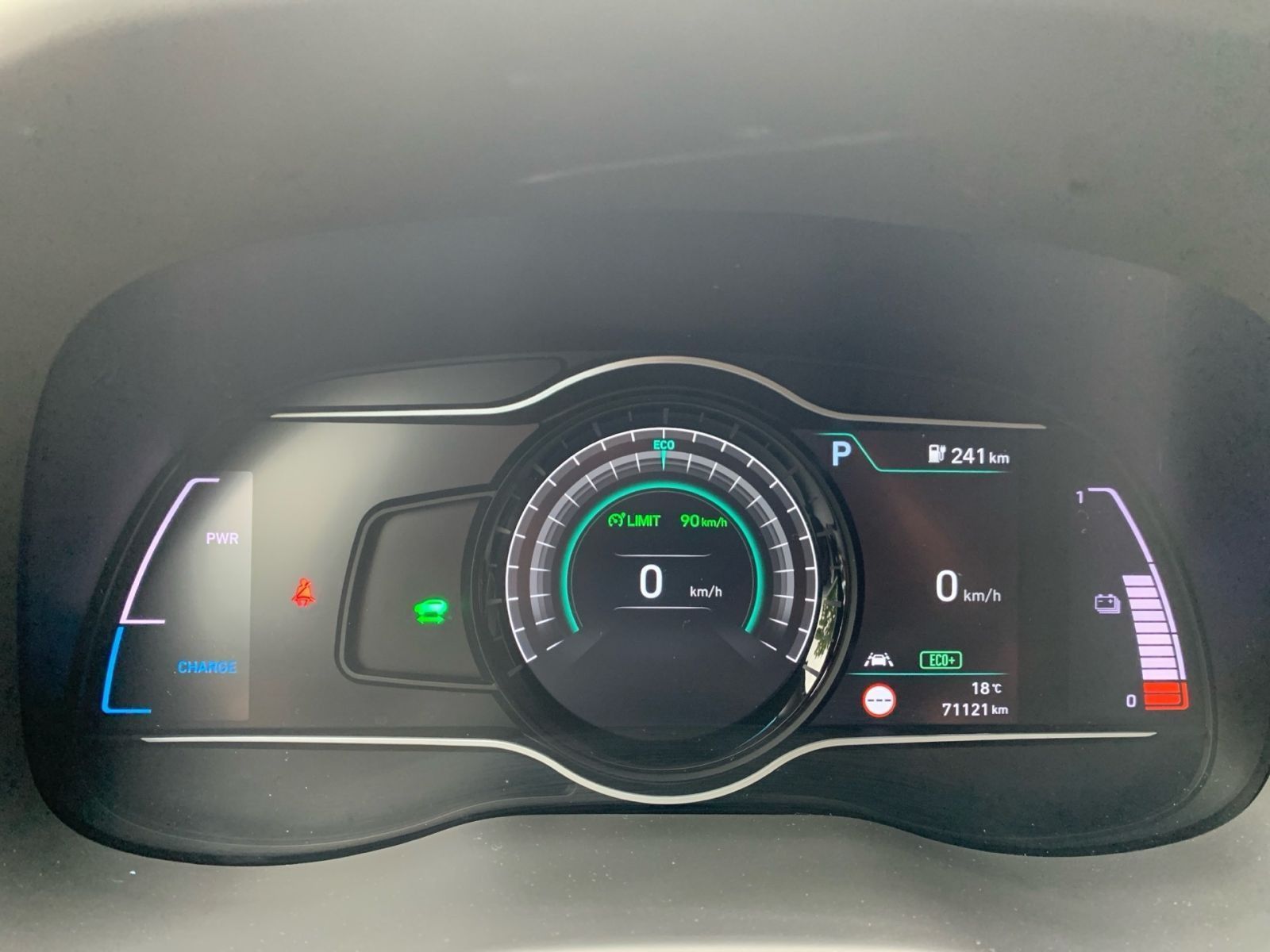 Fahrzeugabbildung Hyundai KONA Premium Elektro 64 kWh 1Hd