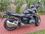 BMW R1250R