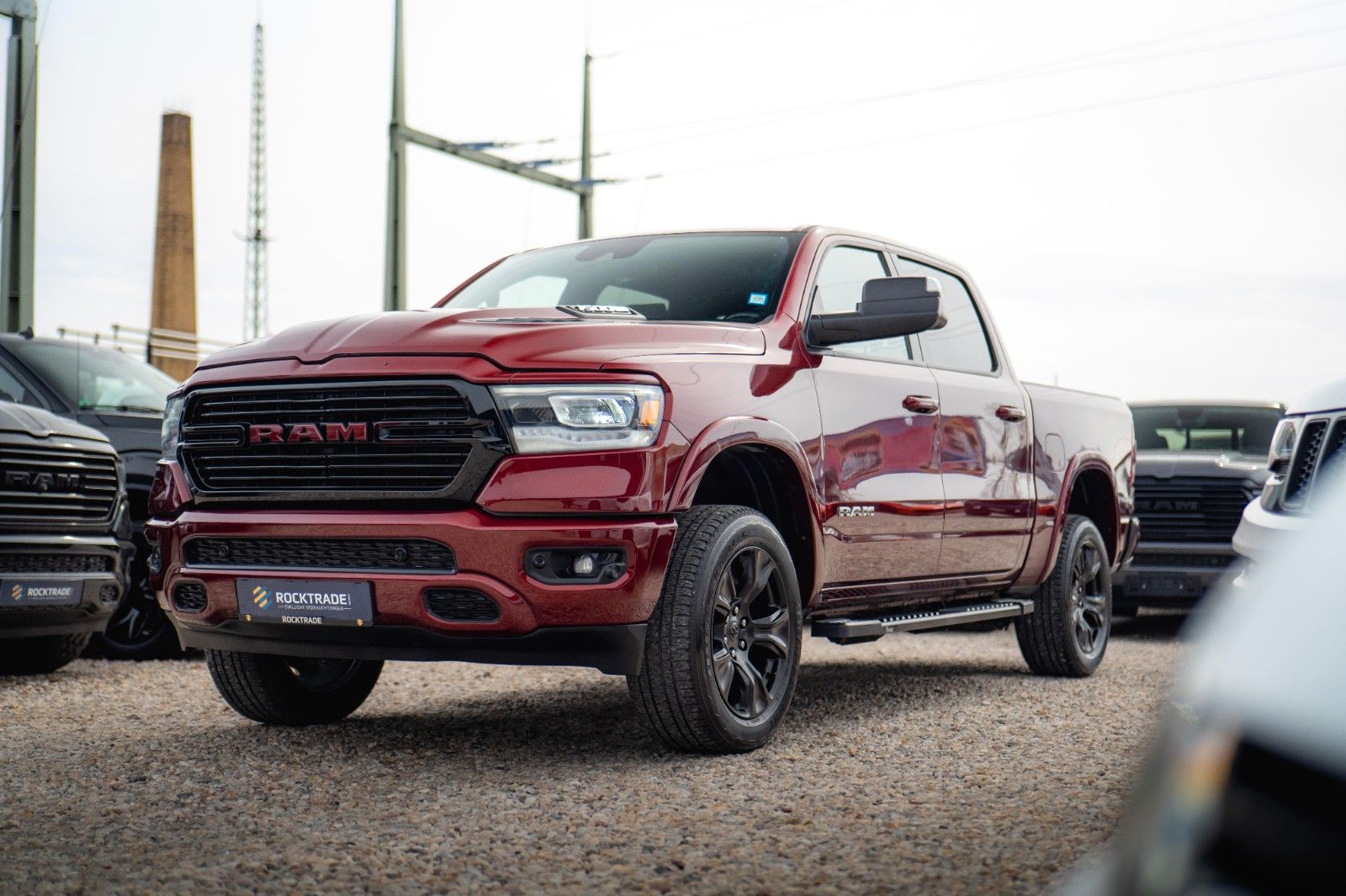 Fahrzeugabbildung Dodge RAM 5.7 V8 HEMI 4x4 NIGHT-Edition LARAMIE Sport