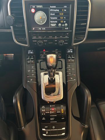 Fahrzeugabbildung Porsche Cayenne S Diesel*4.2*