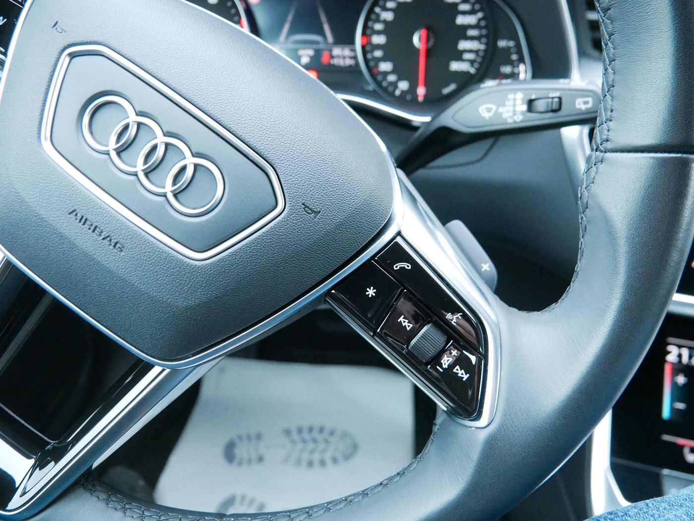 Fahrzeugabbildung Audi A6 Avant 2.0 quattro advanced NEU76T ACC LED KAM