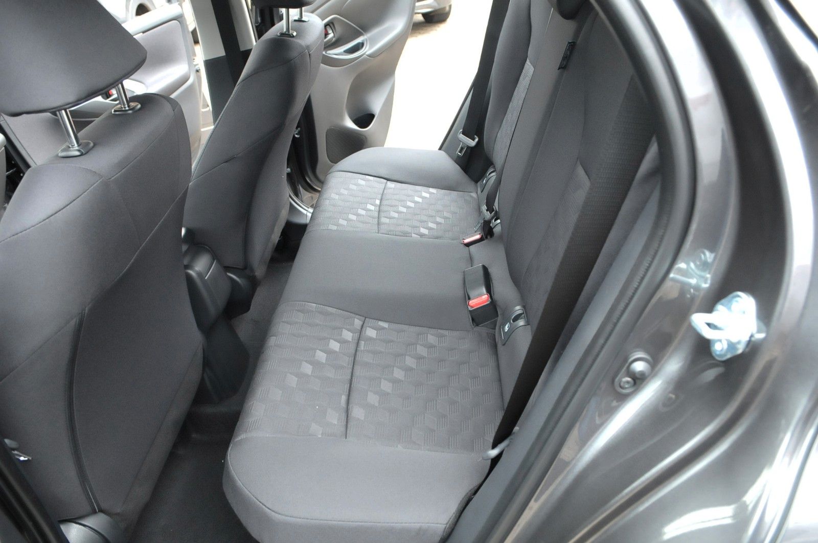 Mazda 2 Hybrid - Bild 35