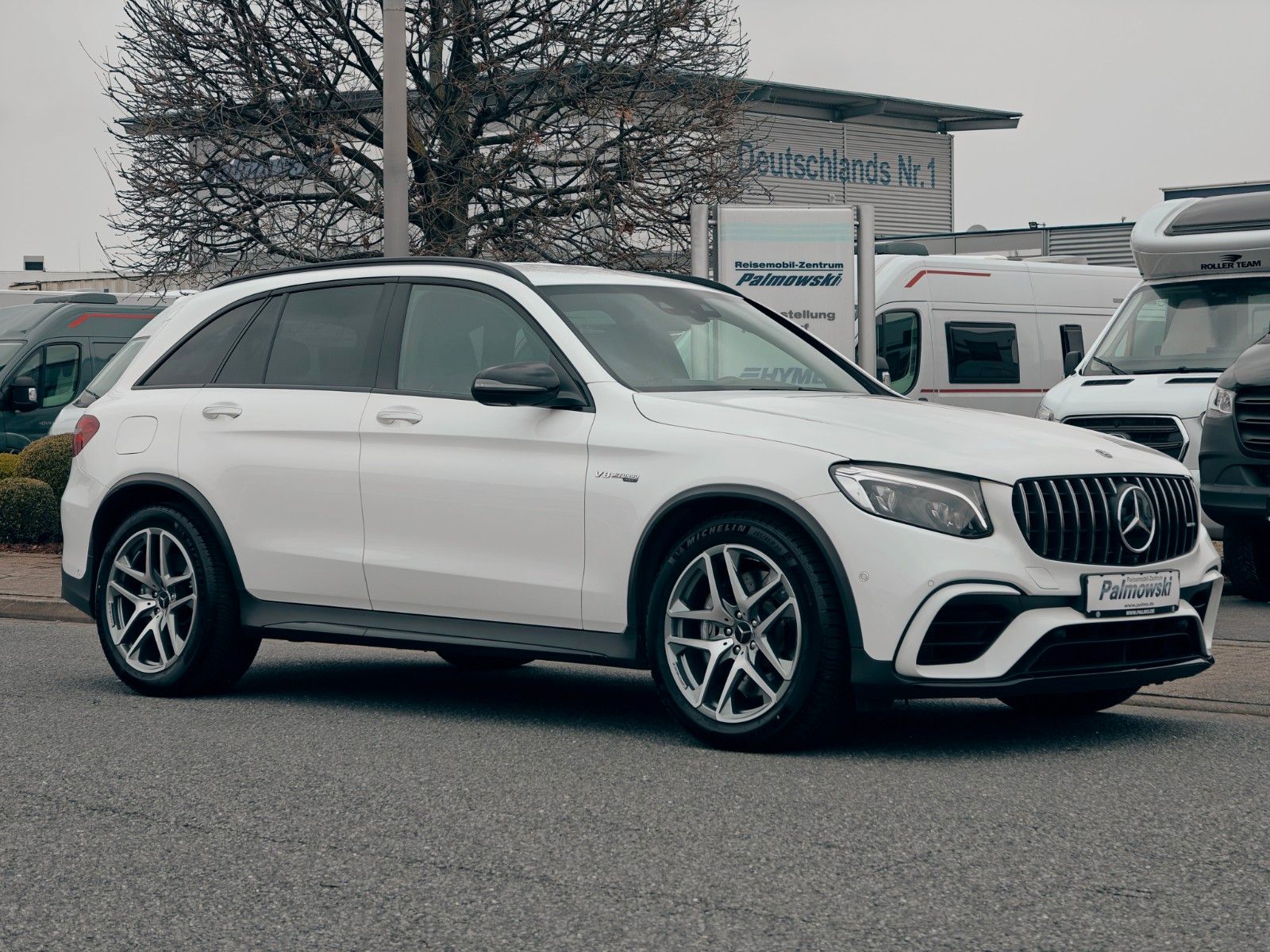 Fahrzeugabbildung Mercedes-Benz GLC 63 AMG 4Matic+, Burmester, Schalensitze, 360