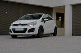 Kia Rio  1.Hand  TÜV Neu  8 fach  Ölwechse... - Kia Rio mit Diesel-Antrieb: 1.1