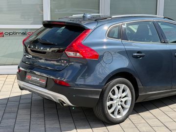 Volvo V40 Cross Country - 8