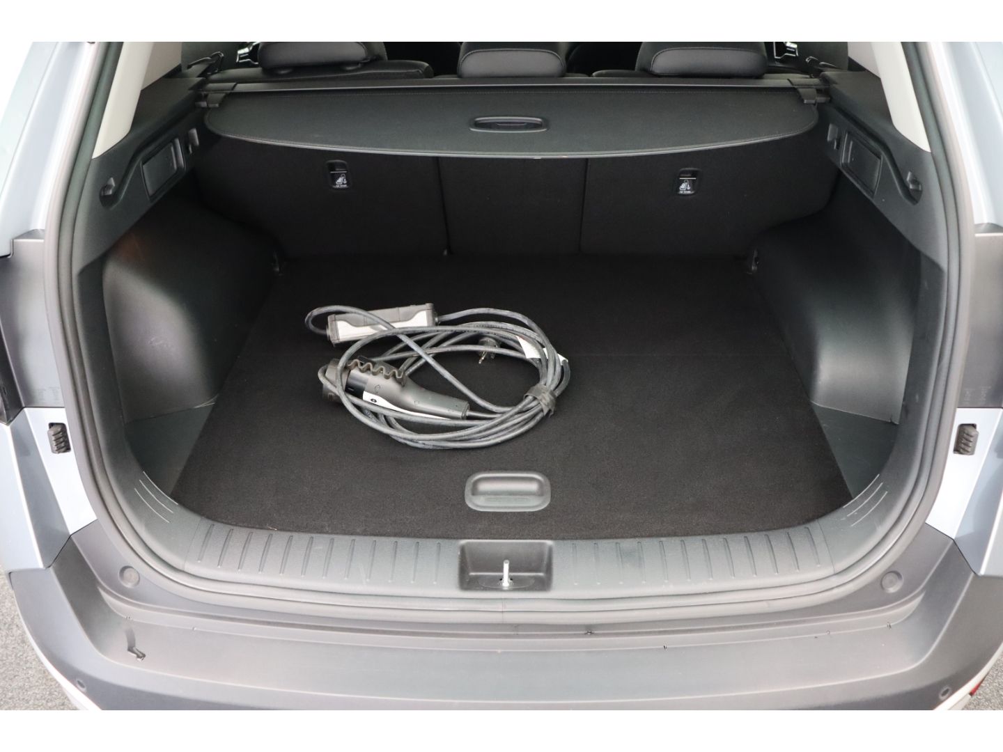 Fahrzeugabbildung Kia Sportage 1.6 T-GDI Plug-in Hybrid 4WD LED Kamera