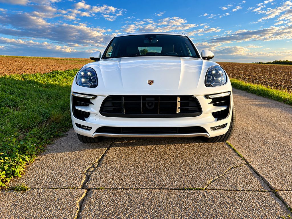 Image of Porsche Macan