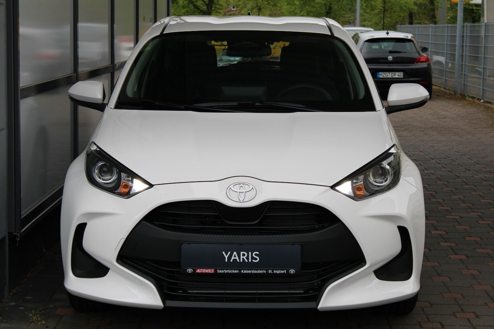 Fahrzeugabbildung Toyota Yaris Hybrid Comfort