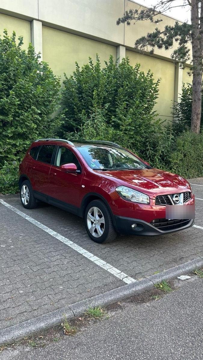 Nissan Qashqai+2