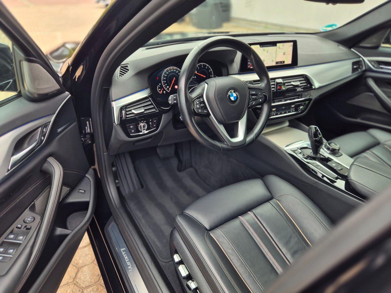 BMW 540i xDrive Limousine Luxury Line LED/ HUD/ ACC foto 13