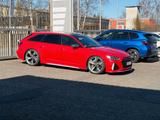 Audi RS6 B&O Luftfahrwerk 305kmh Keramik Standheizung - rote Audi RS6
