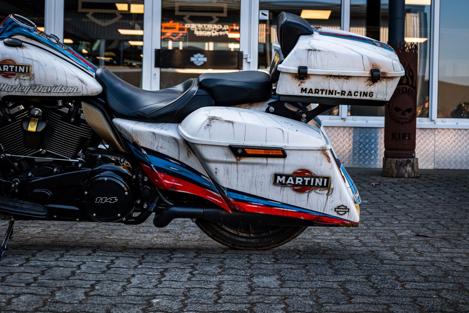 Fahrzeugabbildung Harley-Davidson ROAD KING SPECIAL 114 FLHRXS - MARTINI-RACING