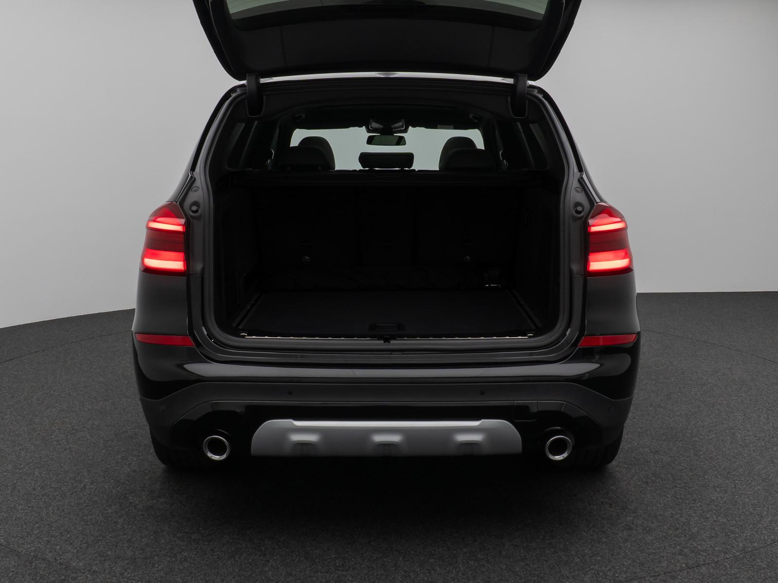 BMW X3 xD20d xLine Kamera Panorama HUD DAB HiFi 19", миниатюра 13