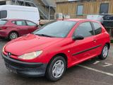 Peugeot 206,78000 km,TÜV 12.2027, 1,1 Benz... - Peugeot Gebrauchtwagen von 2000