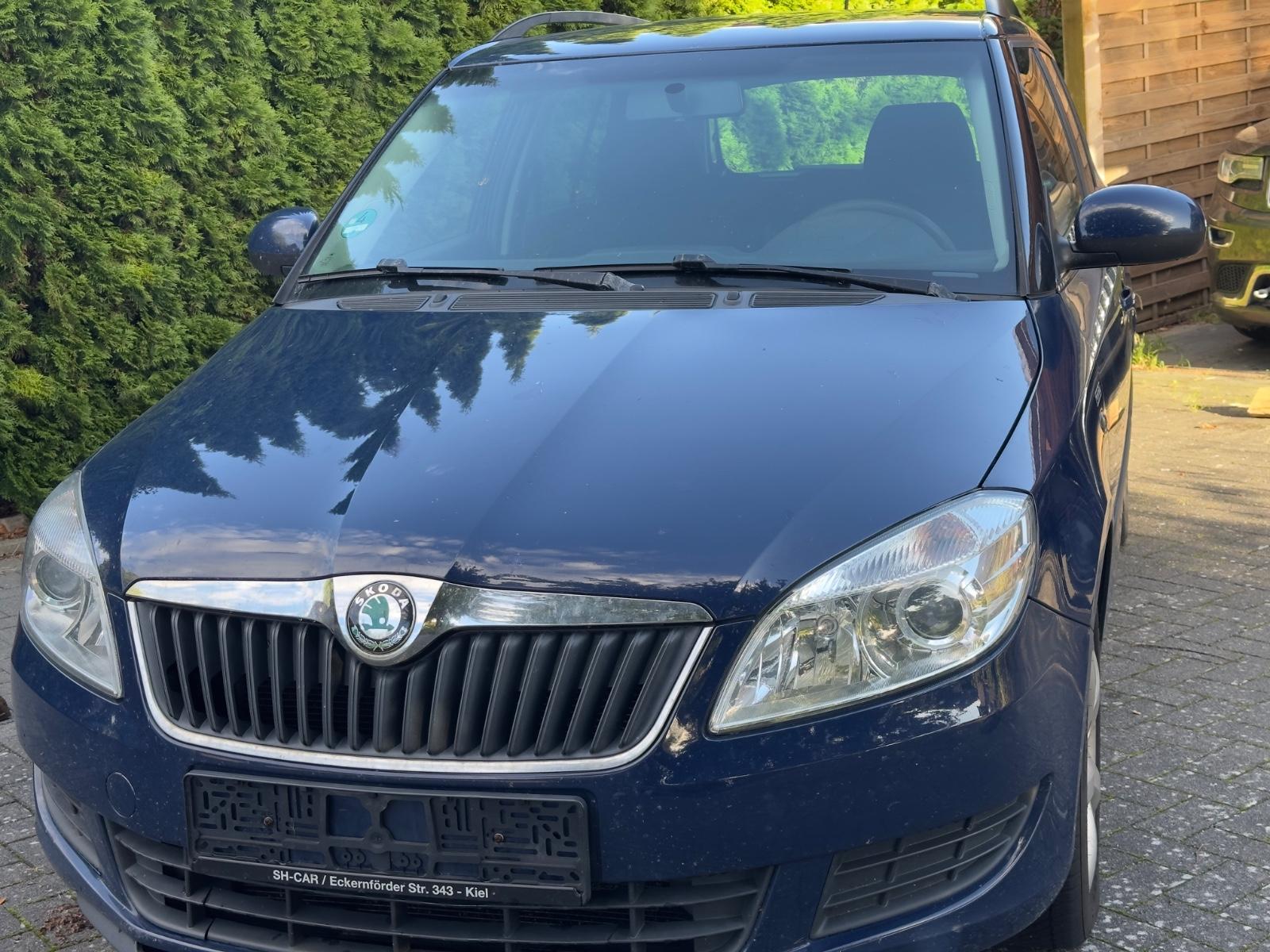 Skoda Fabia, 2011
