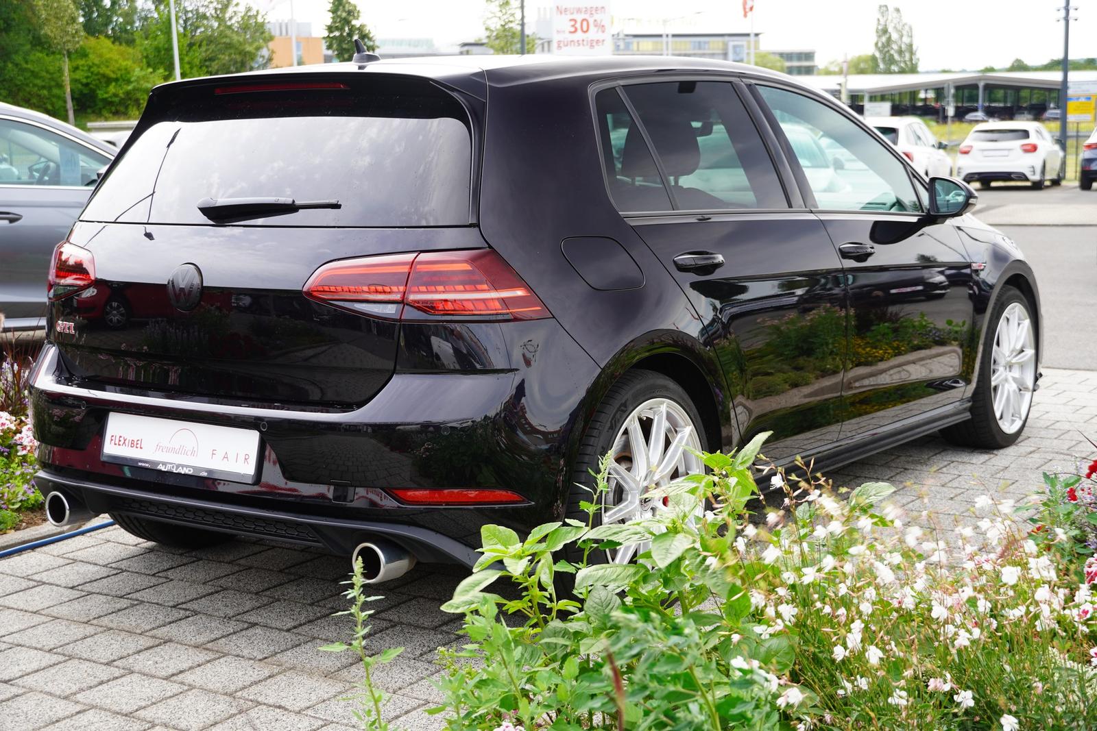 Volkswagen Golf VII 2.0 GTI Performance DSG LED Navi ACC