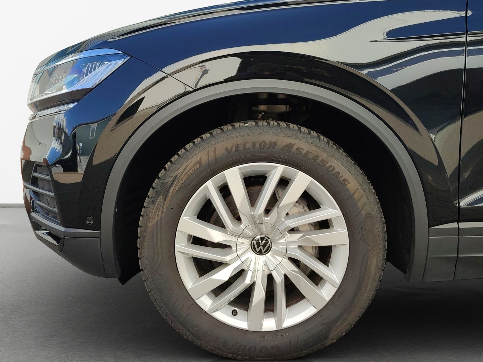 Volkswagen Touareg - Bild 15