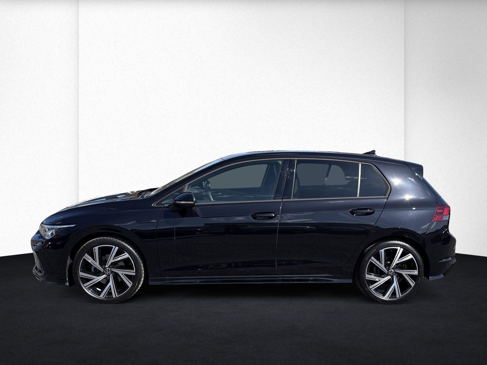 Volkswagen Golf VIII R-Line 1.5eTSI DSG RFK LED ACC SHZ App foto 5