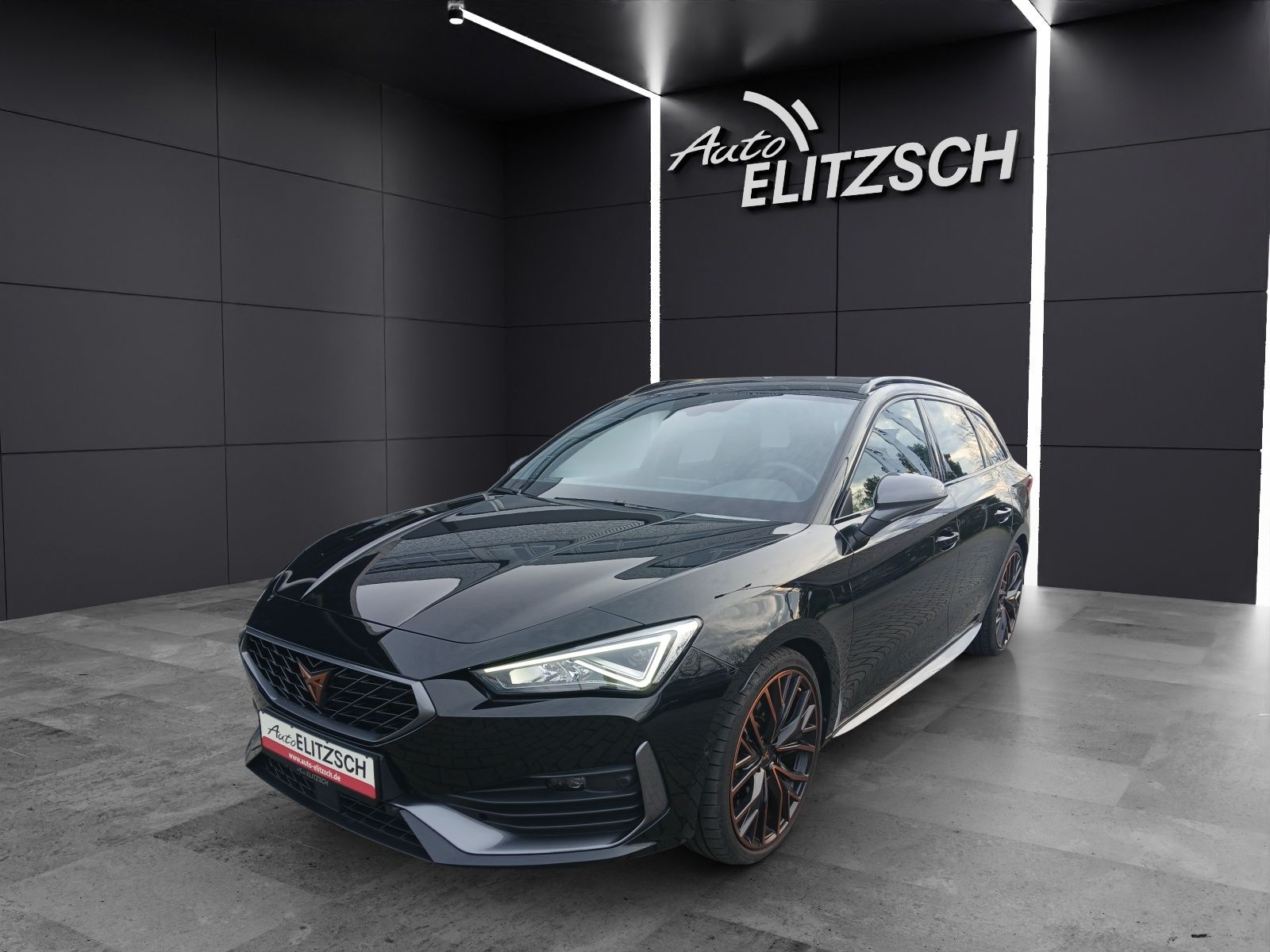 Fahrzeugabbildung CUPRA Leon Sportstourer VZ 4Drive DSG LED AHK Navi ACC