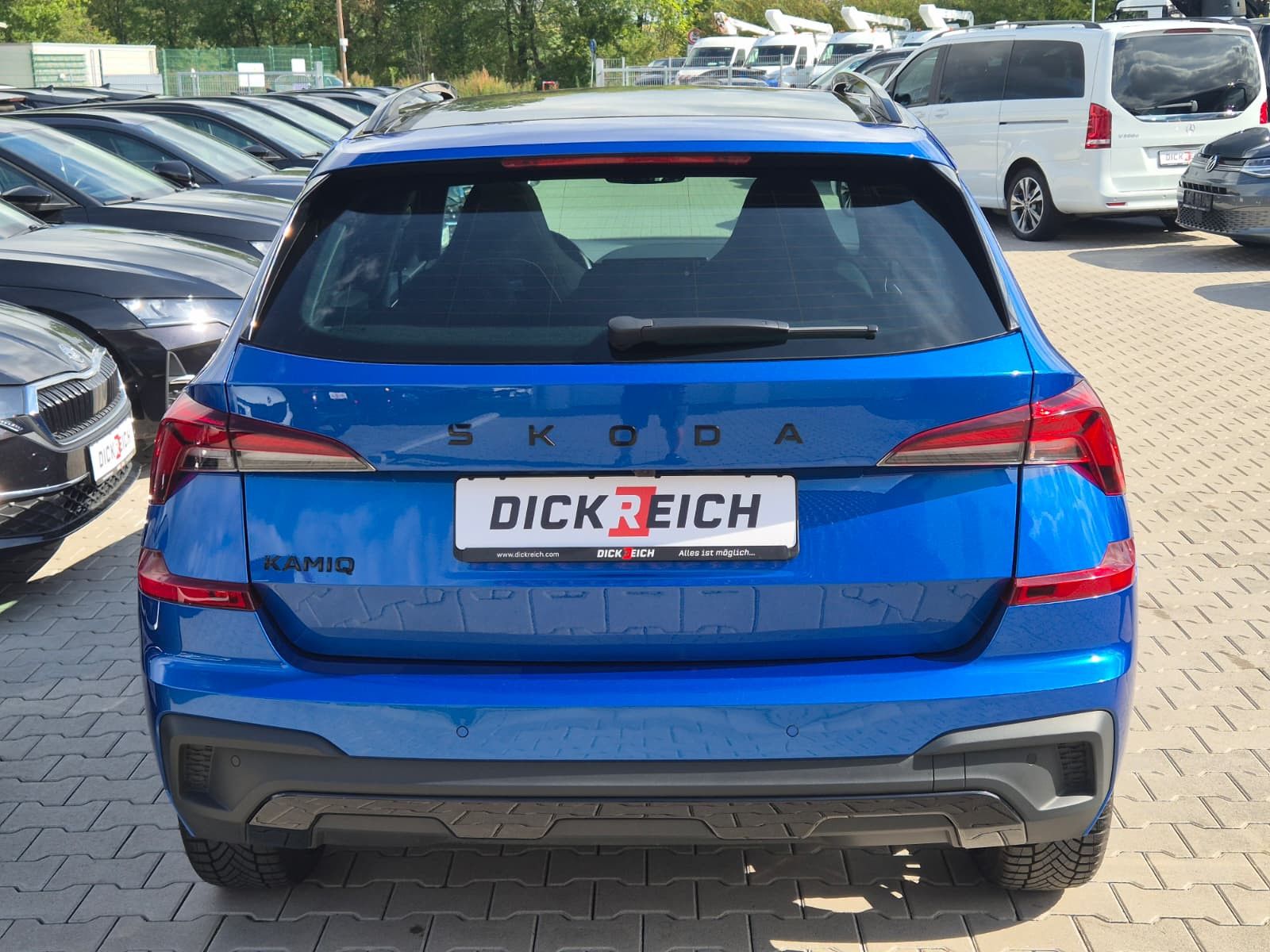 Fahrzeugabbildung SKODA Kamiq 1.5 TSI DSG Monte Carlo PANO*MATRIX*5J.GAR