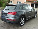 Audi Q5 50 TFSI e S tronic quattro sport - Audi Q5: Automatik