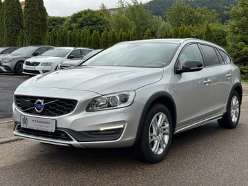 Volvo V60 Cross Country - 6