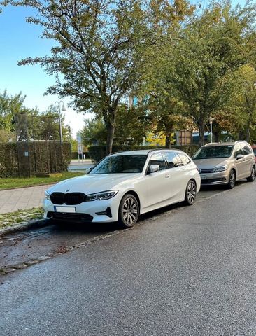 BMW 320d Touring Sport Line Automatik Sport Line