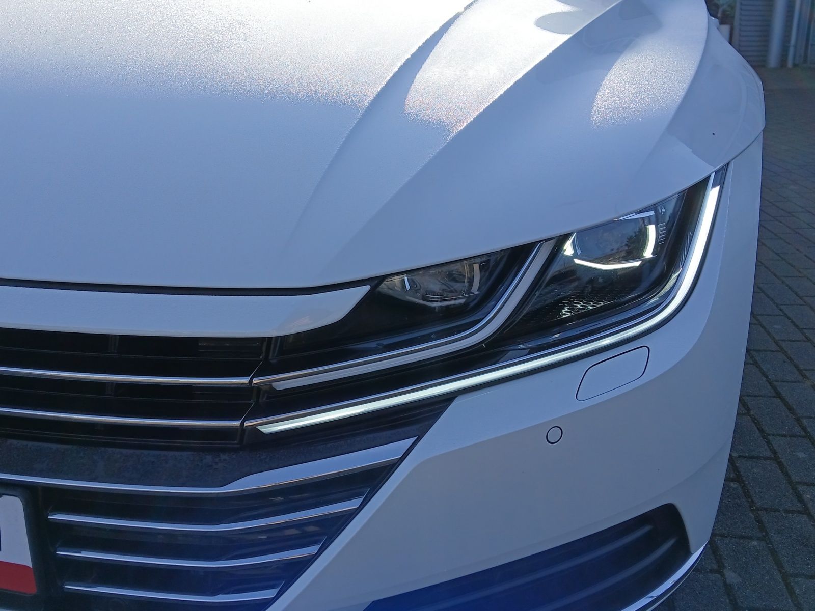 Fahrzeugabbildung Volkswagen Arteon TDI Elegance DSG LED Navi ACC RFK SH 19"