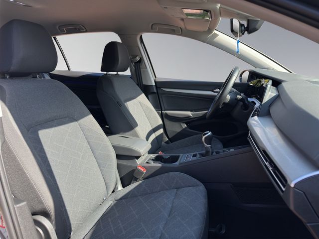 Golf VIII 1.5 TSI Life KEYLESS PDC NAVI LED
