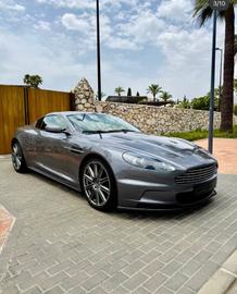 2016 Aston Martin DBS — фото 2