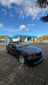 BMW E36 318i Cabrio - BMW aus 1998: E36