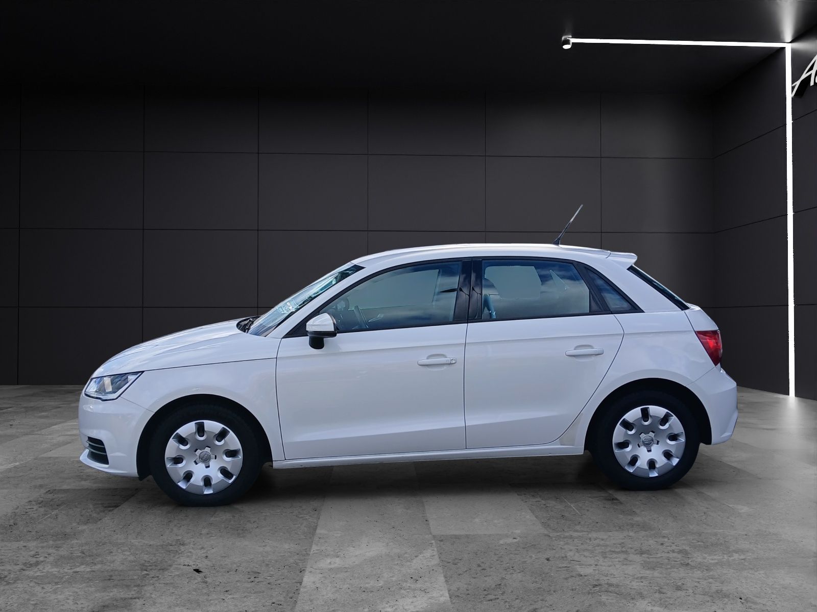 Fahrzeugabbildung Audi A1 Sportback TFSI basis GRA SH