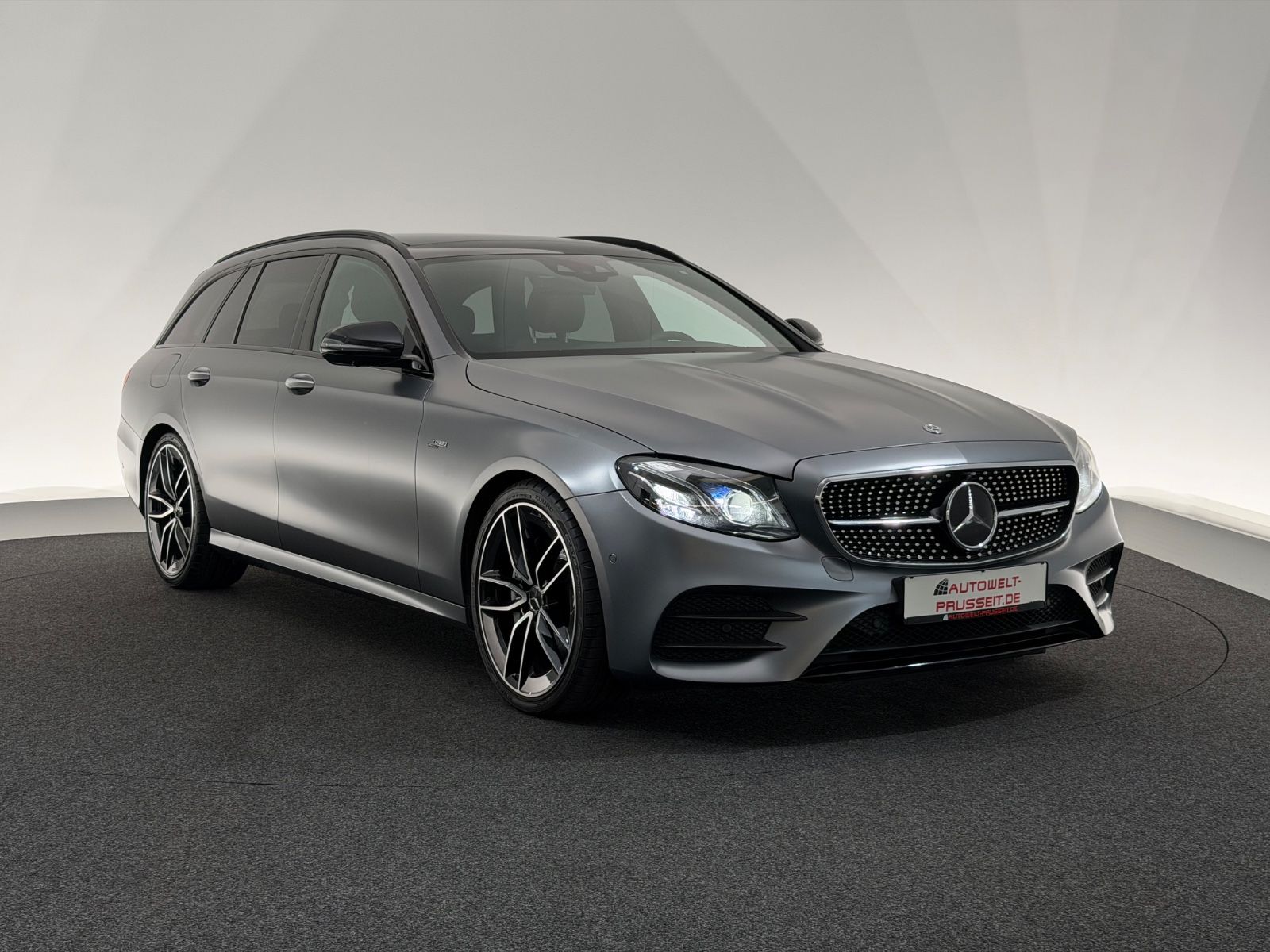 Gebrauchtwagen Mercedes-Benz E E 53 AMG 4Ma+*NIGHT*MULTIBEAM-PANO-360°-BURMESTE in Horb am Neckar