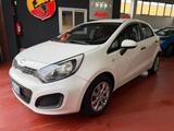 Kia Rio 1.1 CRDi WGT 5p. LX - Kia Rio aus 2012 mit Diesel-Antrieb