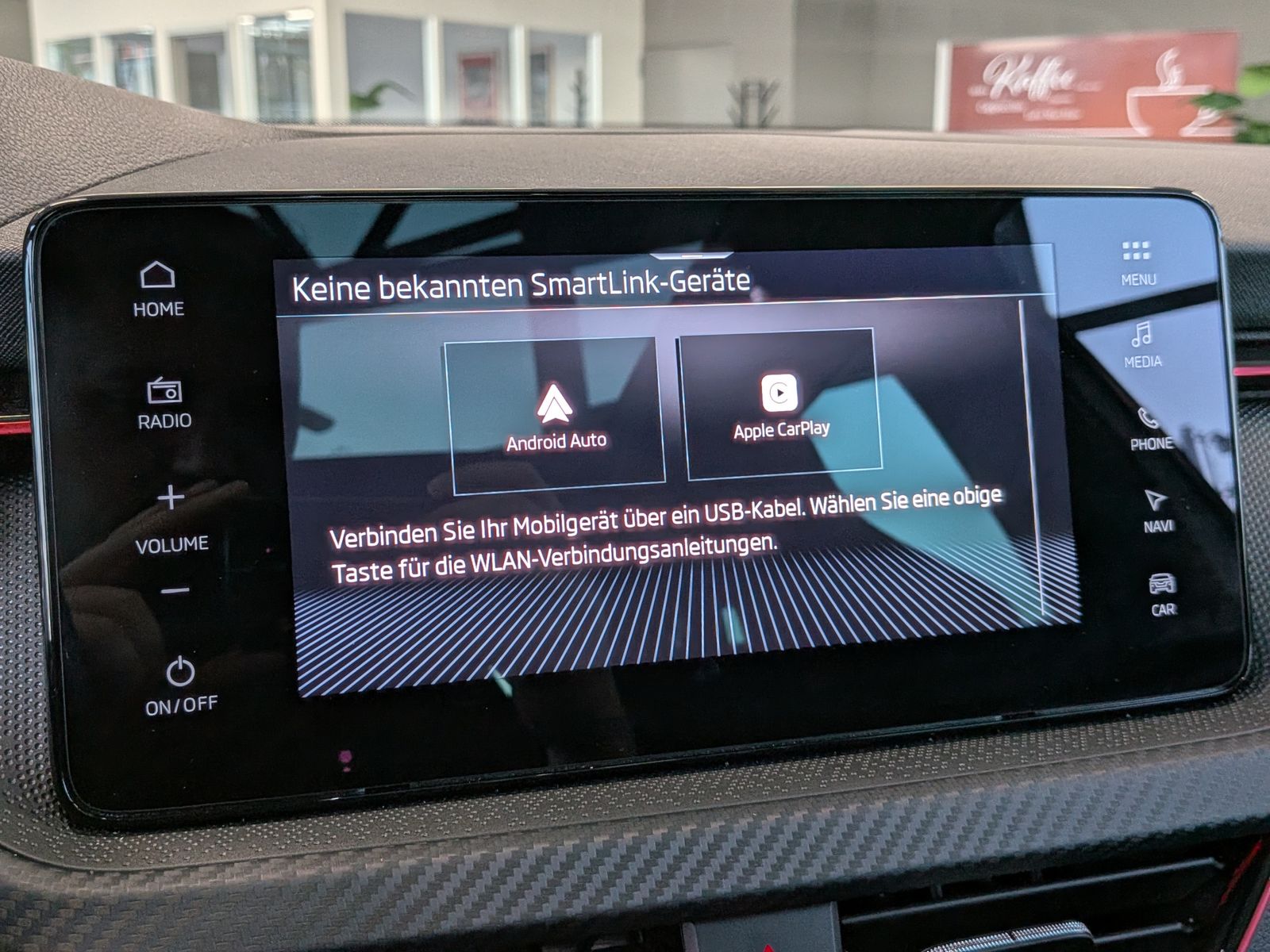 Fahrzeugabbildung SKODA Kamiq 1.5 TSI DSG Monte Carlo Pano Matrix 5J.GAR