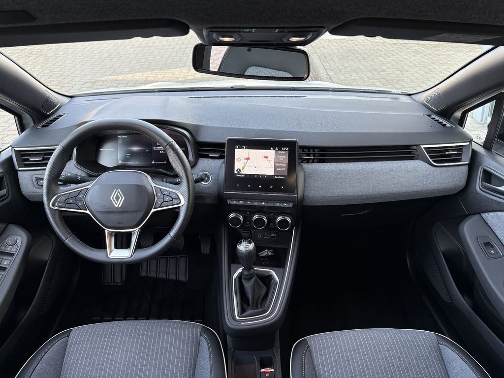 RENAULT Clio - Bild 6