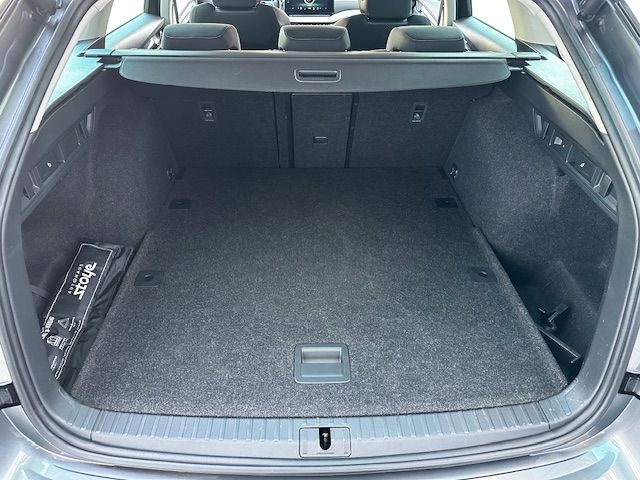 Octavia Combi Tour NAV;AHK;ELHECK;KESSY;CARPLAY