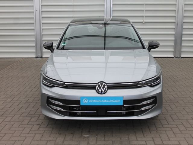 Volkswagen Golf VIII 1.5 TSI Goal PANO NAVI LED TRAVEL KLIM foto 3