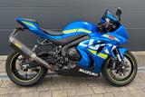 Suzuki GSXR 1000 - SUZUKI 1000
