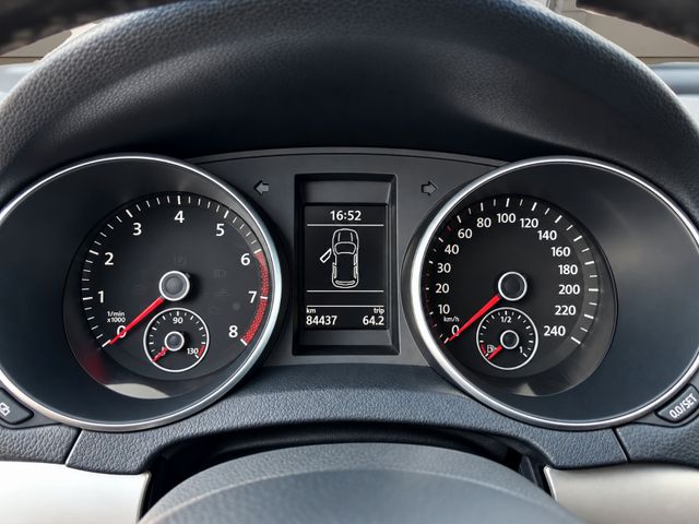 VW Golf VI Highline 1.4 TSI — Bild 11 von 12