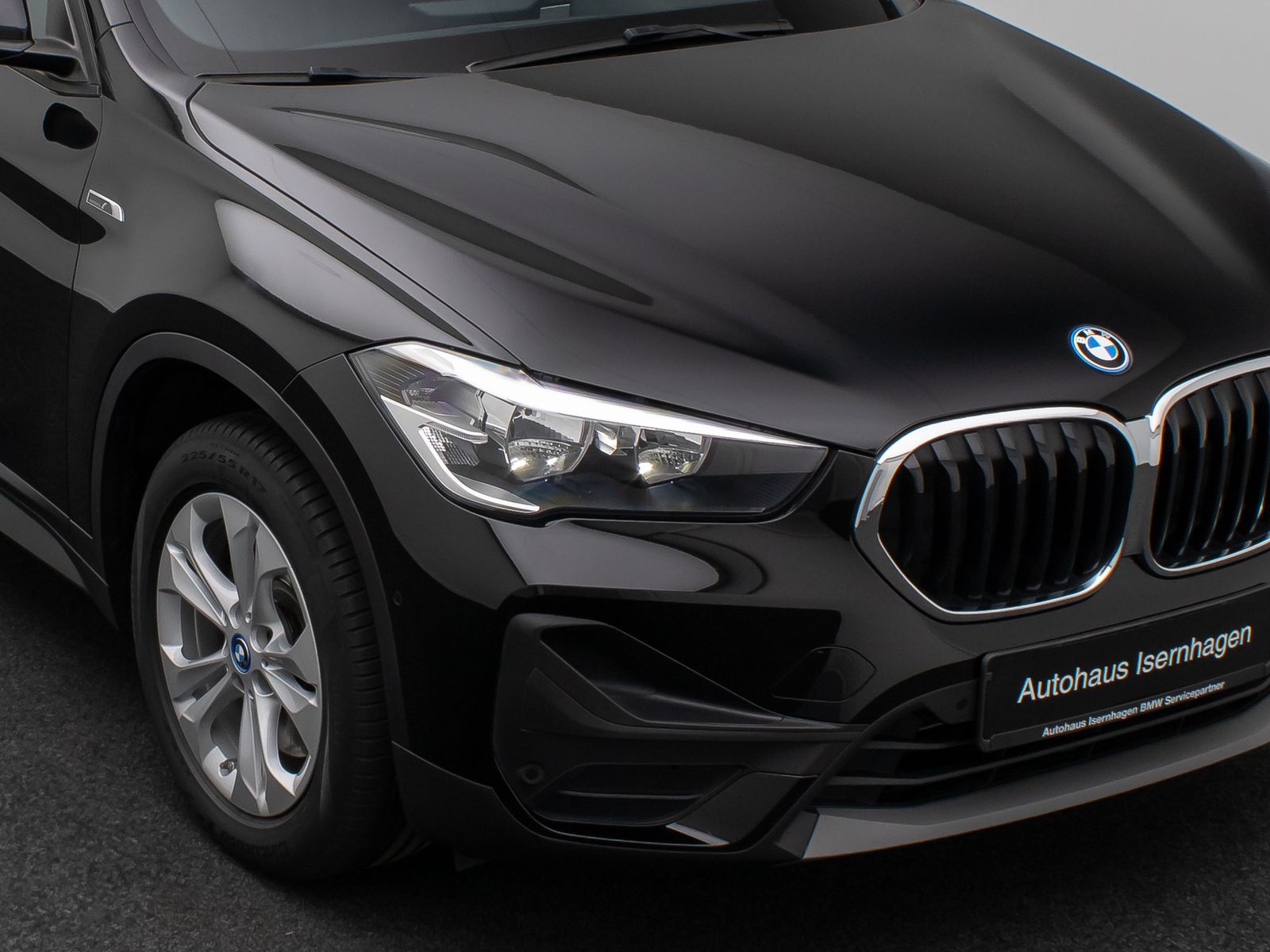 Fahrzeugabbildung BMW X1 xD25e GeschwindigReg ParkAss DAB HiFi Lordos