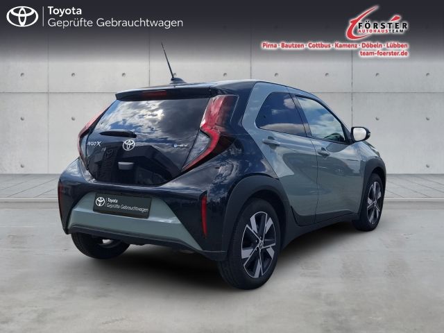 Toyota Aygo X 1,5 Hybrid Teamplayer *SHZ* imagem 2